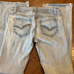🎈 5/$25 🎈 NoBo light washed jeans